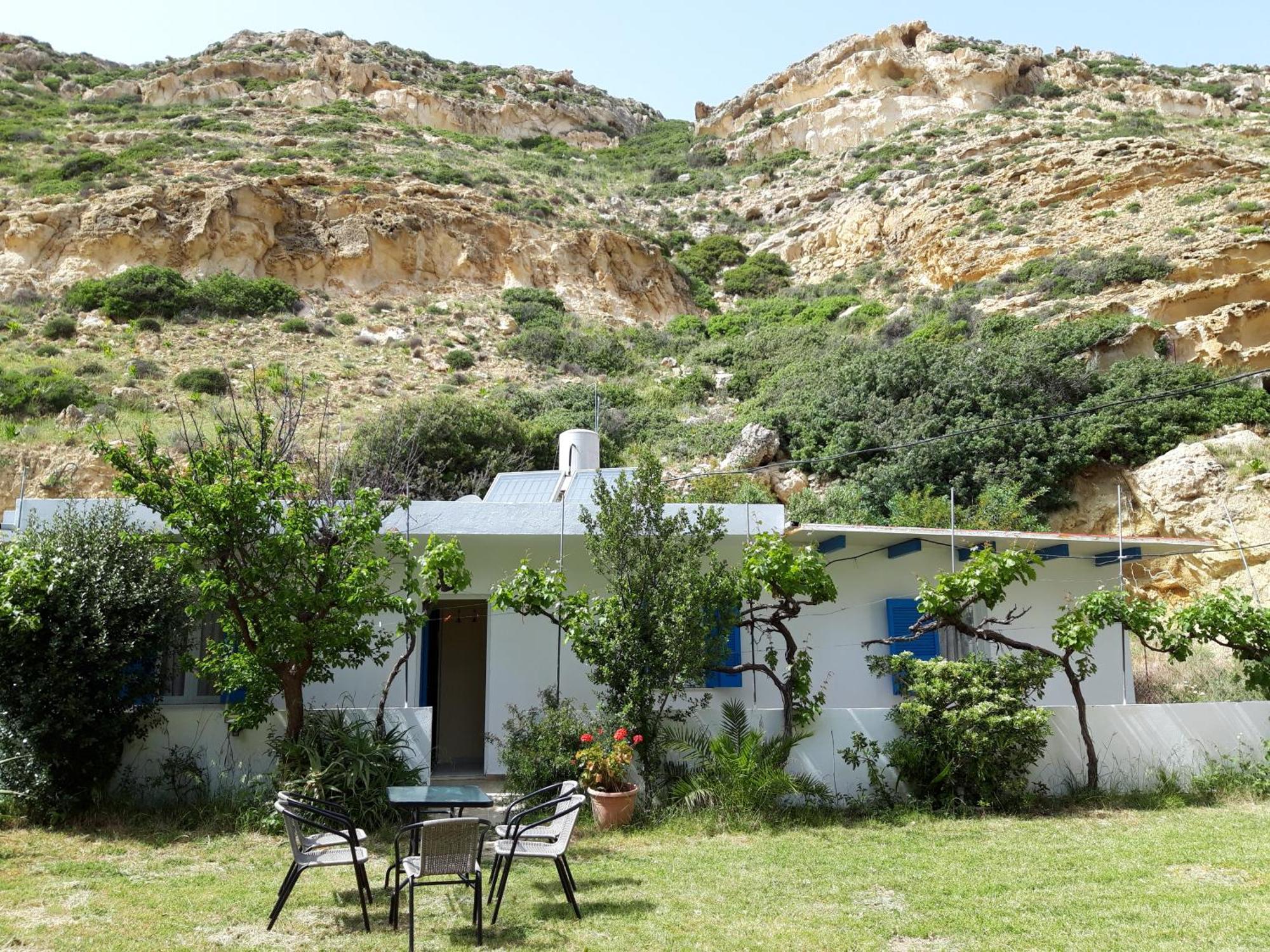 Hotel Neos Matala Exteriör bild