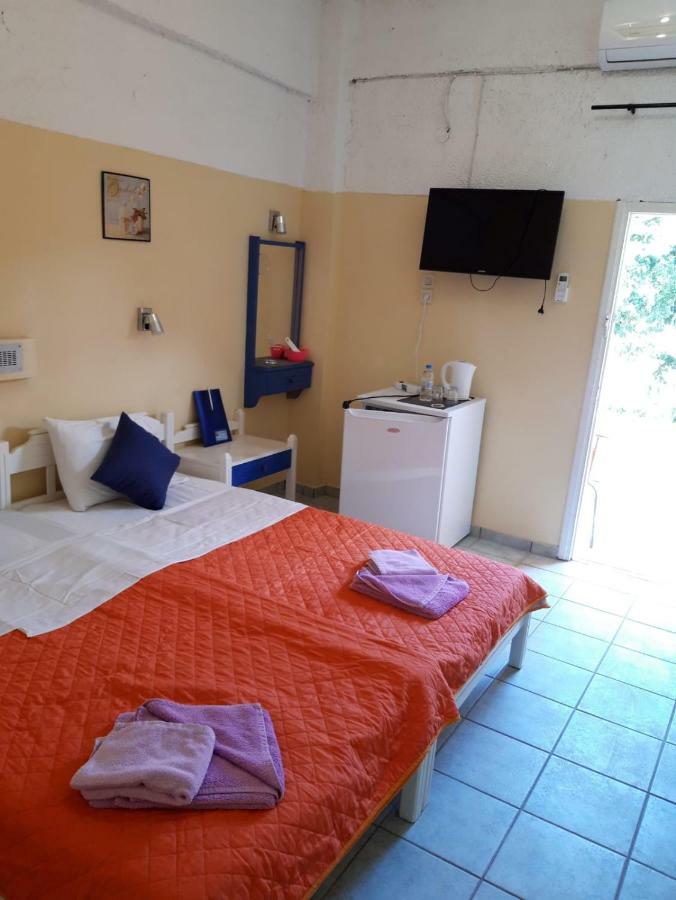 Hotel Neos Matala Exteriör bild